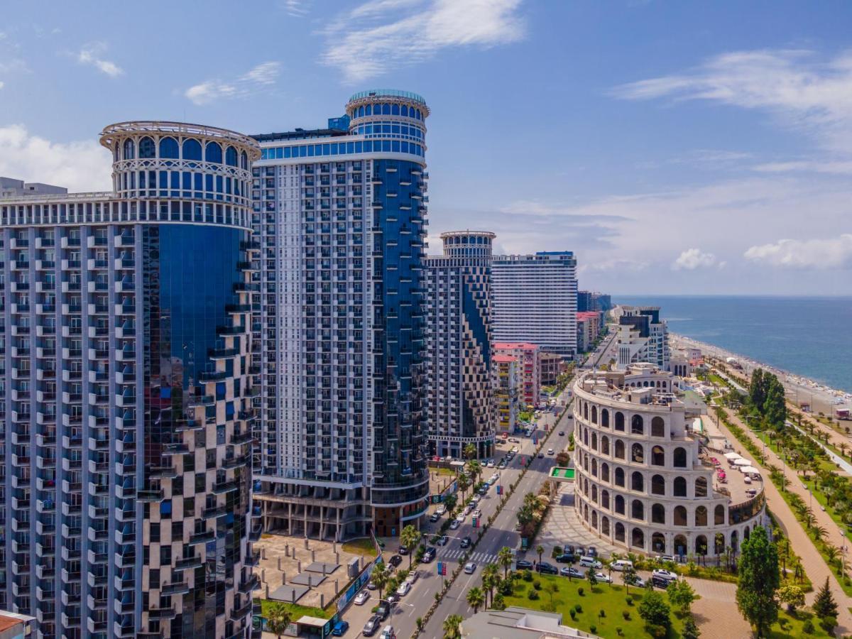 Orbi Sea Towers Hotel Official バトゥーミ エクステリア 写真